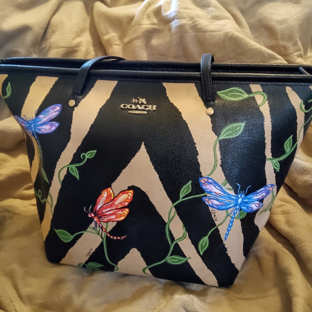🎨 COACH Zebra Leather Hand Painted Crafted Unique Tote Bag Dragonfly EUC Purse